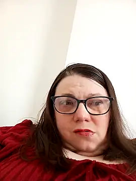 HotHornyEmmaX online show from 03/23/26, 11:47