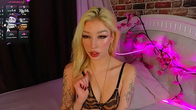 SallyCha online show from 11/07/25, 08:25