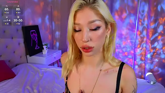 SallyCha online show from 11/17/25, 06:52