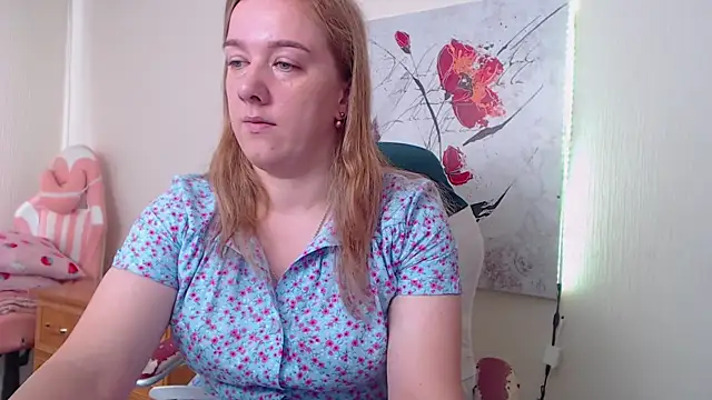 Snapshot of MarthaSimons chatting on 07/16/26, 04:07 MarthaSimons online show from 07/16/26, 04:07