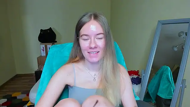 EmilyPaw online show from 02/27/25, 09:22