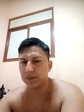 LuisMex1998 online show from 05/06/26, 08:19