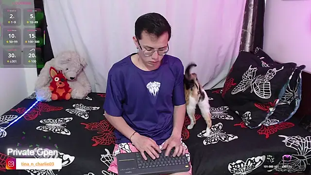 Tina 4 Charlie online show from 09/14/25, 12:37