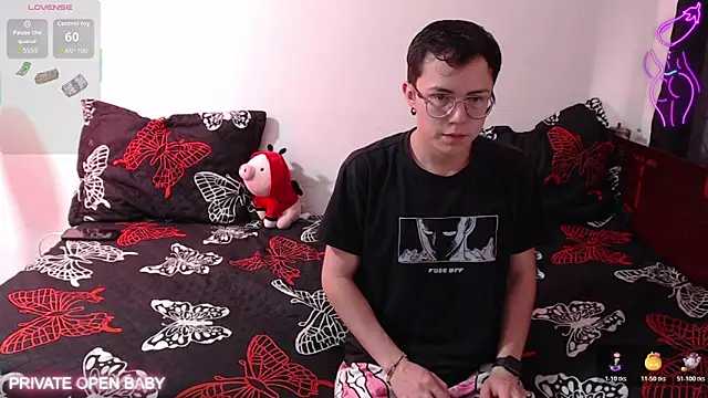 Tina 4 Charlie online show from 10/27/25, 12:20