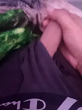 Snapshot of leodavid91 chatting on 12/22/25, 04:26 leodavid91 online show from 12/22/25, 04:26