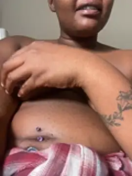 MidnightMuse666 online show from 02/01/26, 01:53