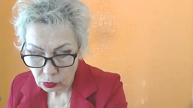 Snapshot of NessyJenixs chatting on 02/04/26, 07:25 NessyJenixs online show from 02/04/26, 07:25