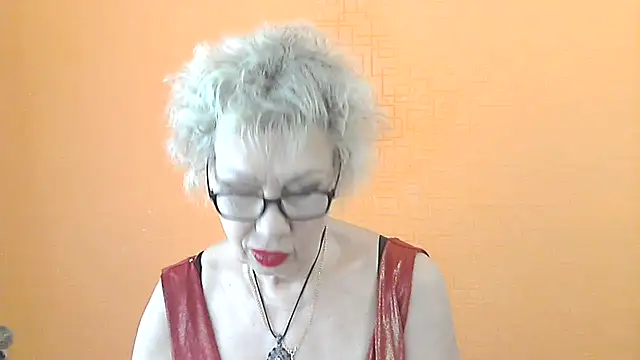Snapshot of NessyJenixs chatting on 05/23/26, 06:29 NessyJenixs online show from 05/23/26, 06:29
