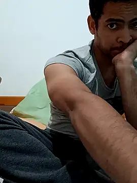 Snapshot of cingonduro chatting on 11/06/25, 06:42 cingonduro online show from 11/06/25, 06:42