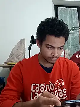 Snapshot of cingonduro chatting on 12/03/25, 05:33 cingonduro online show from 12/03/25, 05:33