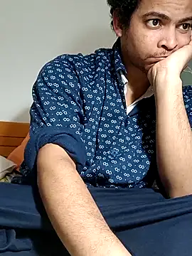 Snapshot of cingonduro chatting on 02/22/26, 06:17 cingonduro online show from 02/22/26, 06:17