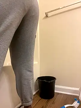 Snapshot of theprettysoles chatting on 10/06/25, 09:23 theprettysoles online show from 10/06/25, 09:23