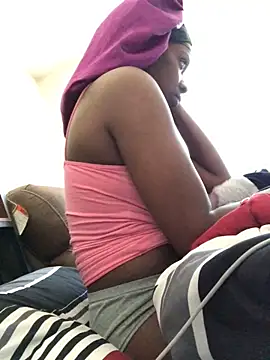 theprettysoles online show from 06/21/26, 01:24