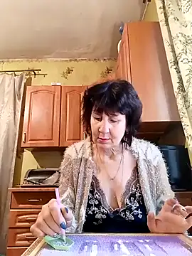 Snapshot of Laura_Kiss chatting on 01/07/25, 07:52 Laura Kiss online show from 01/07/25, 07:52
