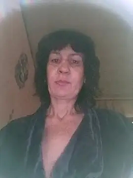 Laura Kiss online show from 05/11/26, 05:35