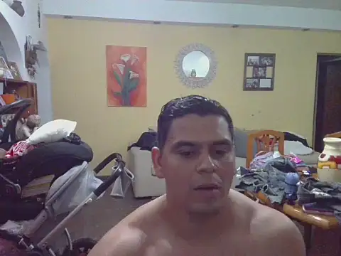 leandroc04 online show from 10/22/25, 10:09