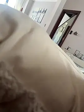 Snapshot of hengst2312 chatting on 02/21/25, 11:01 hengst2312 online show from 02/21/25, 11:01