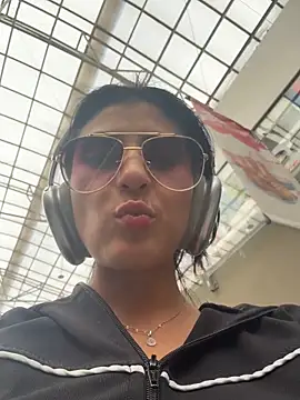 fiorella paris online show from 03/14/26, 09:09