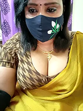 Queenflowerr online show from 11/09/25, 08:56