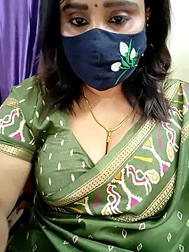 Queenflowerr online show from 03/27/26, 06:29