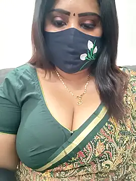 Queenflowerr online show from 06/27/26, 11:48