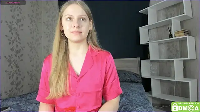 Snapshot of onelovelyalice chatting on 01/23/25, 09:07 onelovelyalice online show from 01/23/25, 09:07