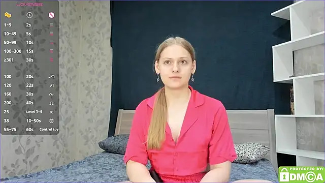 Snapshot of onelovelyalice chatting on 02/01/25, 02:34 onelovelyalice online show from 02/01/25, 02:34