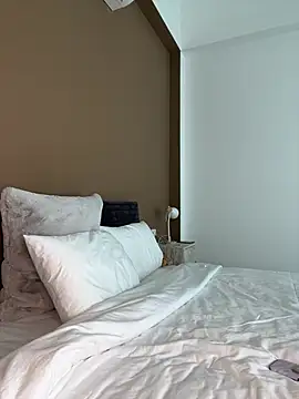 Snapshot of veronikawithDDDs chatting on 02/15/25, 03:52 veronikawithDDDs online show from 02/15/25, 03:52