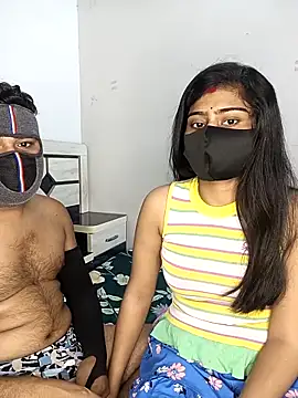 Snapshot of Love-N chatting on 02/20/26, 10:43 Love-N online show from 02/20/26, 10:43