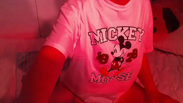 Snapshot of sweetchani666 chatting on 11/16/25, 07:25 sweetchani666 online show from 11/16/25, 07:25