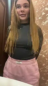 ella zzz online show from 03/04/25, 01:17