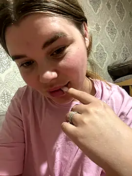 ella zzz online show from 11/17/25, 11:43