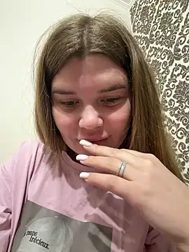 ella zzz online show from 02/23/26, 07:44