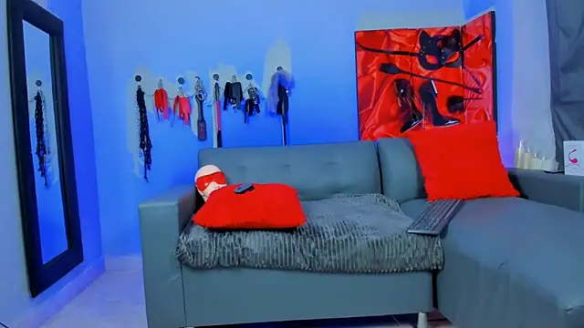 Snapshot of KaramStone chatting on 03/04/25, 07:54 KaramStone online show from 03/04/25, 07:54