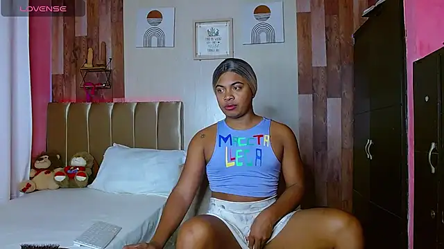 electrabrowns online show from 11/25/25, 04:23