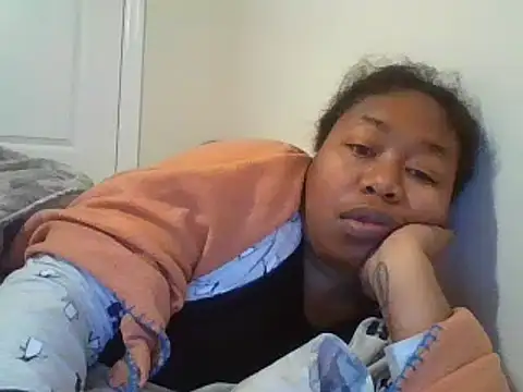 angeliquebelcali online show from 02/21/25, 10:39