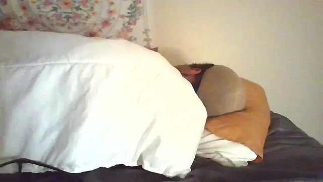 angeliquebelcali online show from 10/20/25, 05:30