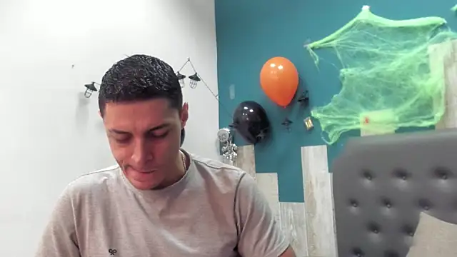 Frank Millers online show from 10/28/25, 05:04