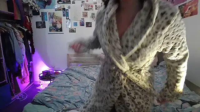 Snapshot of AdorahB3ll3 chatting on 02/16/25, 08:11 AdorahB3ll3 online show from 02/16/25, 08:11