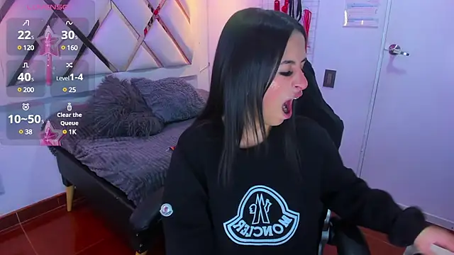 Snapshot of Belinda_Braund chatting on 03/17/25, 02:45 Belinda Braund online show from 03/17/25, 02:45