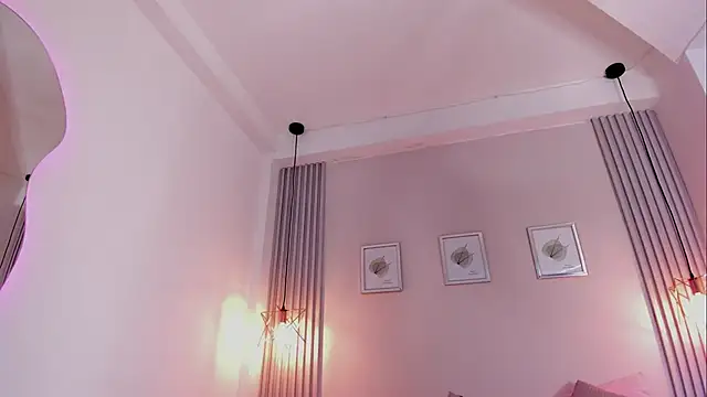 Snapshot of redvelvet__7 chatting on 02/01/25, 01:41 redvelvet 7 online show from 02/01/25, 01:41