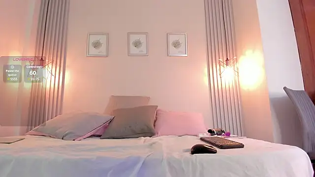 Snapshot of redvelvet__7 chatting on 02/05/25, 07:31 redvelvet 7 online show from 02/05/25, 07:31