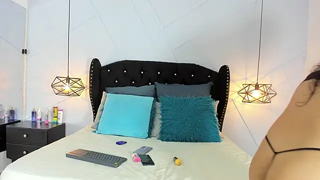 couple latin69 online show from 02/05/25, 07:31