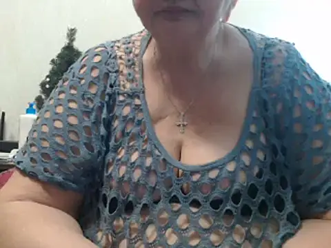 Snapshot of DeniseeRosea chatting on 03/19/25, 03:20 DeniseeRosea online show from 03/19/25, 03:20