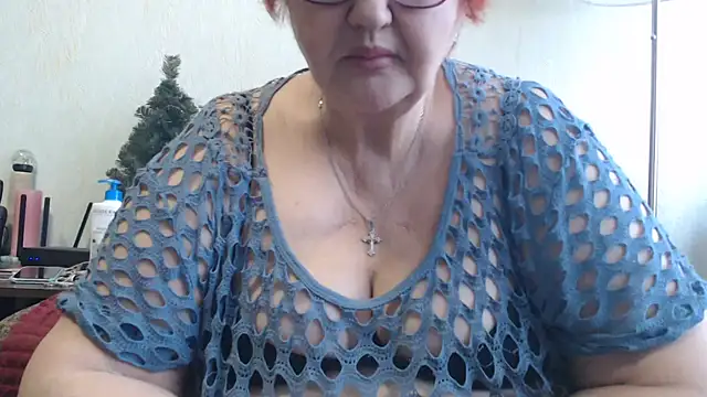 Snapshot of DeniseeRosea chatting on 03/20/25, 07:47 DeniseeRosea online show from 03/20/25, 07:47