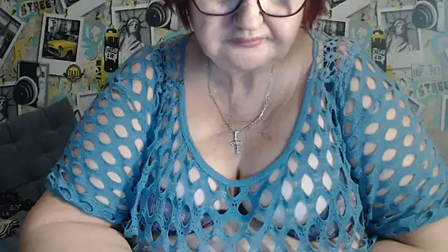 Snapshot of DeniseeRosea chatting on 12/03/25, 03:32 DeniseeRosea online show from 12/03/25, 03:32