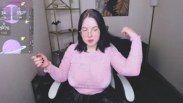 Manic pixie  online show from 12/04/25, 03:54