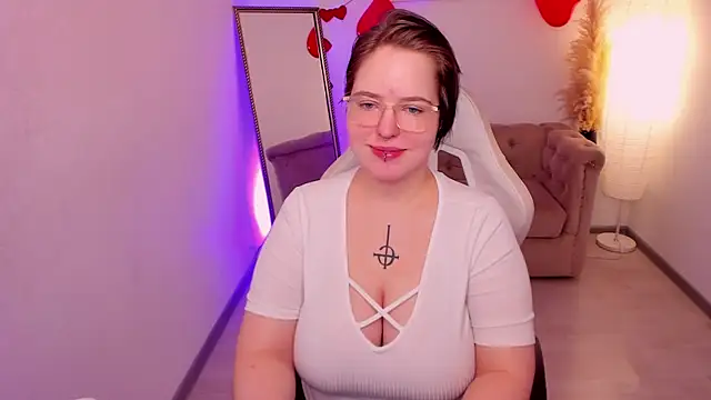 Manic pixie  online show from 02/21/26, 03:46