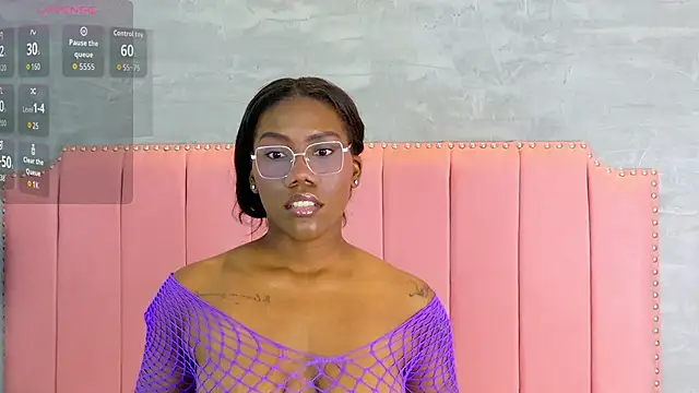 Alaia Colins online show from 04/13/26, 12:49