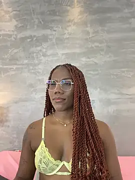 Alaia Colins online show from 07/17/26, 01:34